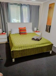 Family Haven Near Beaches - Brighton - 7