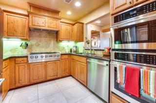 Walk to Santa Fe Plaza Condo with Kiva Fireplace! - 9