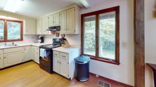 Dean Hill Chalet Brought to you by GetAway Vacations - Killington - 1