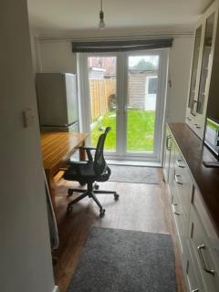 Peaceful Haven Near Netley - 5