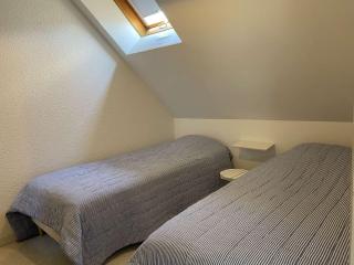 Appartement avec terrasse à 100m plage St-Guirec à PLOUMANAC'H - Réf 896 - 3