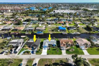 Waterfront living - Sleeps 16, Two Heated Pools - 2 Tickets to Paradise - Roelens - Cape Coral - 0