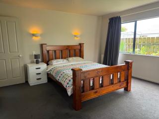 Tauranga Harbour View - 4