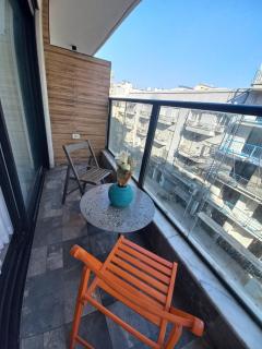 Urban Balcony 36 - 7