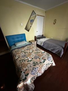 HABITACION DOBLE baño compartido - 5