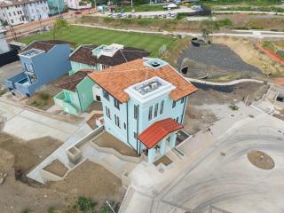 Stunning 3-BD Beachside Home with Small Pool - Playa Danta - 8