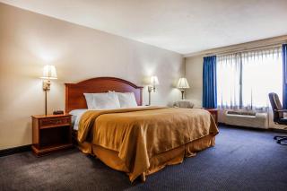 Quality Inn - 6