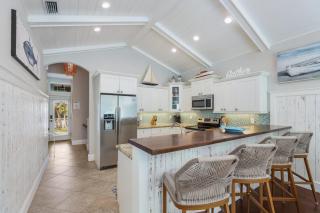 Key Largo Cottage - Holmes Beach - 1