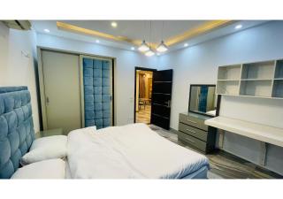 Villa With Private Pool & Garden In Sheikh Zayed - Sheikh Zayed - 5