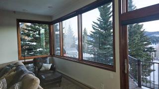 Luxury By The Lake - 1
