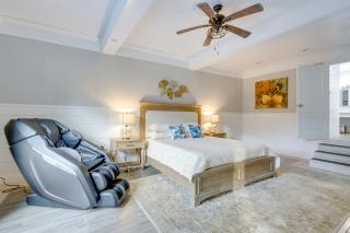 Lakefront Family Home with Pool in Streetman! - - 3