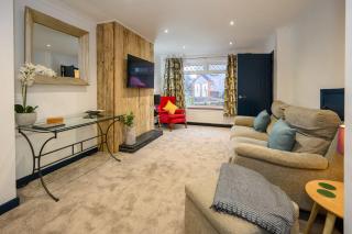 LITTLE COTO Fully Equipped South West Home By StayStaycations - Bristol - 0