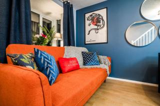 Modern Two-Bedroom House with Free Onsite Parking and Garden, Cwmbran - 6