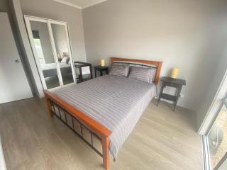 Lofty's Shack - Edithburgh - 1