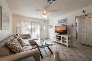 Seabreeze D - Holmes Beach - 3
