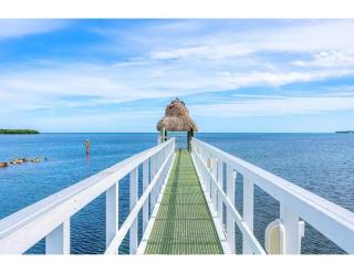 Deja Blue at Mariner's Club, 2 Pools, Fitness Center, Marina and more - Key Largo - 1
