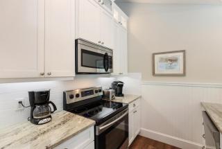 Beach Dream Cottage - Holmes Beach - 2