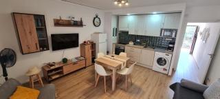 LuengiHouse - Espectacular apartamento con piscina - Lloret de Mar - 2