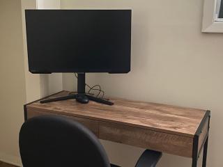 Spacious Updated 1 Bedroom Apartment - 5