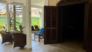 Casa espaçosa com sala de jogos interna e externa - 4