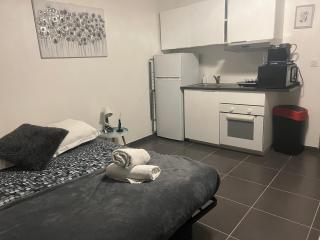 Studio Hanoï charpenne - Villeurbanne - 2