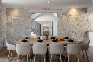 Beeindruckende Steinfinca mit privatem Salzwasserpool, Panoramablick aufs Meer, Grill - 3