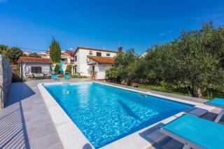 Hundefreundliche und strandnahe Villa mit Meerblick, Privatpool, Grill - Kornić - 9