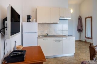 Helles Apartment nur 100 Meter zum Strand mit Meerblick - Crikvenica - 5