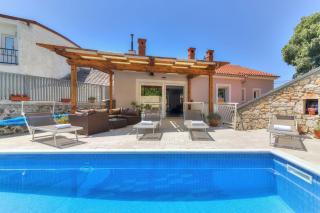 Traumhafte Villa nur 300 Meter zum Strand mit beheiztem Pool, Whirlpool, Kicker, Grill - 9