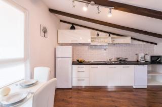 Beeindruckendes Apartment nur 500 Meter zum Strand mit Meerblick, Flat-screen TV auf dem Balkon, BBQ - Dramalj - 4