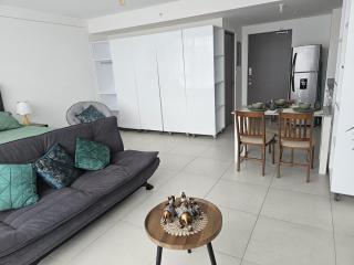 Tropical Vista iFreses, 2nd floor! AC, TV and Pool - Guayabos - 2