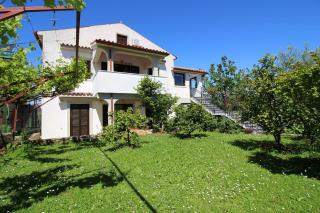 Charmantes Apartment mit privatem Balkon, Privatparkplatz, WiFi und nur 700 Meter zum Strand - 7