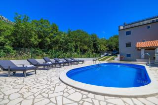 Atemberaubende Villa mit Whirlpool, Privatpool, Aussendusche, Fitnessraum, Waschmaschine - Tribalj - 0
