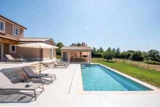 Beeindruckende Villa mit Panoramablick, Privatpool, Tischtennis, Tischfussball, Spielplatz, Babybett - Pazin - 6