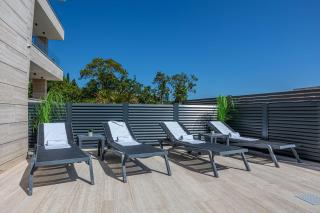 Exquisites Apartment direkt am Meer mit Pool, Meerblick, privater Balkon, Liegen - Crikvenica - 6