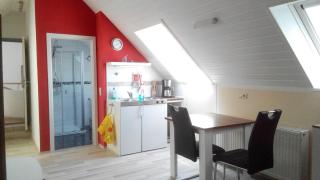 1 Zimmer Apartment mit Kochecke und Bad - 8