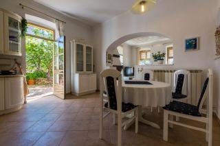 Mediterranes Apartment nur 500 Meter zum Strand mit Blick auf den Fluss Dubracina - Crikvenica - 3