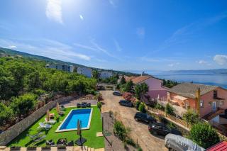 Malerisches Apartment nur 350 Meter zum Strand mit Panoramameerblick, Pool, Aussendusche - Dramalj - 9