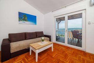 Atemberaubendes Apartment 150 Meter zum Strand mit Jacuzzi, Meerblick, Pool, Billardtisch - Dramalj - 1