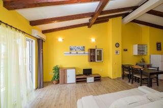 Einzigartiges Apartment nur 300 Meter zum Strand mit Meerblick, privatem Balkon, Waschmaschine - Crikvenica - 5