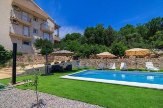 Hundefreundliches Apartment nur 350 Meter zum Strand mit Meerblick, Pool, WiFi - 4