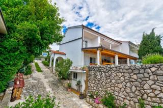 Reizendes Apartment nur 350 Meter zum Sandstrand mit Meerblick, Grill, Waschmaschine - Crikvenica - 4