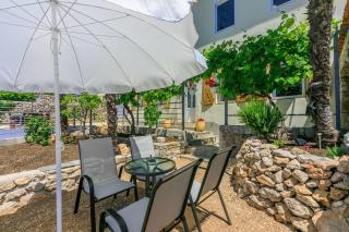 Hundefreundliches Ferienhaus nur 270 Meter zum Strand mit Meerblick, Tischtennis, Grillbereich - 9