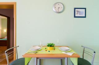 Komfortables Apartment nur 500 Meter zum Strand mit Meerblick, privatem Balkon, Grill - Dramalj - 1