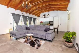 Mediterranes Ferienhaus mit 3 Klimaanlagen und privatem 1000m2 Garten - Rovinj - 4