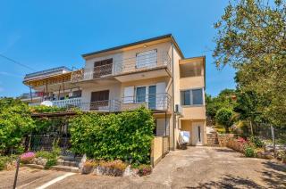 Reizendes Apartment mit Meerblick, privater Terrasse, Sonnenschutz, Waschmaschine - Crikvenica - 6