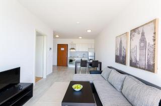 Modernes Apartment nur 90 Meter zum Strand mit Meerblick, Tiefgarage, Klima - Crikvenica - 5