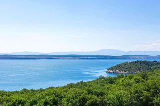 Cozy Apartment mit atemberaubenden Meerblick, BBQ und nur 500 Meter zum Strand - Dramalj - 4