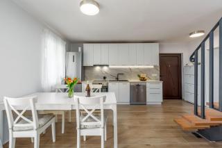 Exquisites Apartment mit eigener Galerie, Babybett, Waschmaschine und nur 700 Meter zum Strand - 7