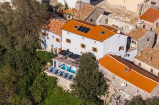 Modernes Apartment mit Panoramablick, Pool - inmitten von historischem Zentrum - Pazin - 9